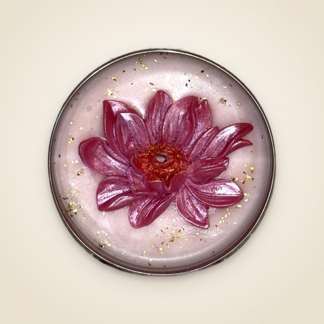 DH-14: A pink lotus on blush wax, in a metal tin.